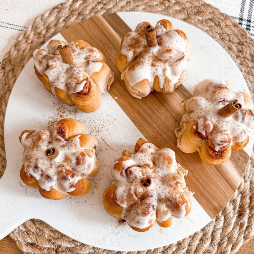 Freshly Milled Flour: Pumpkin Shaped Cinnamon Rolls with Stacy of Spring Hollow Mill (10/5)